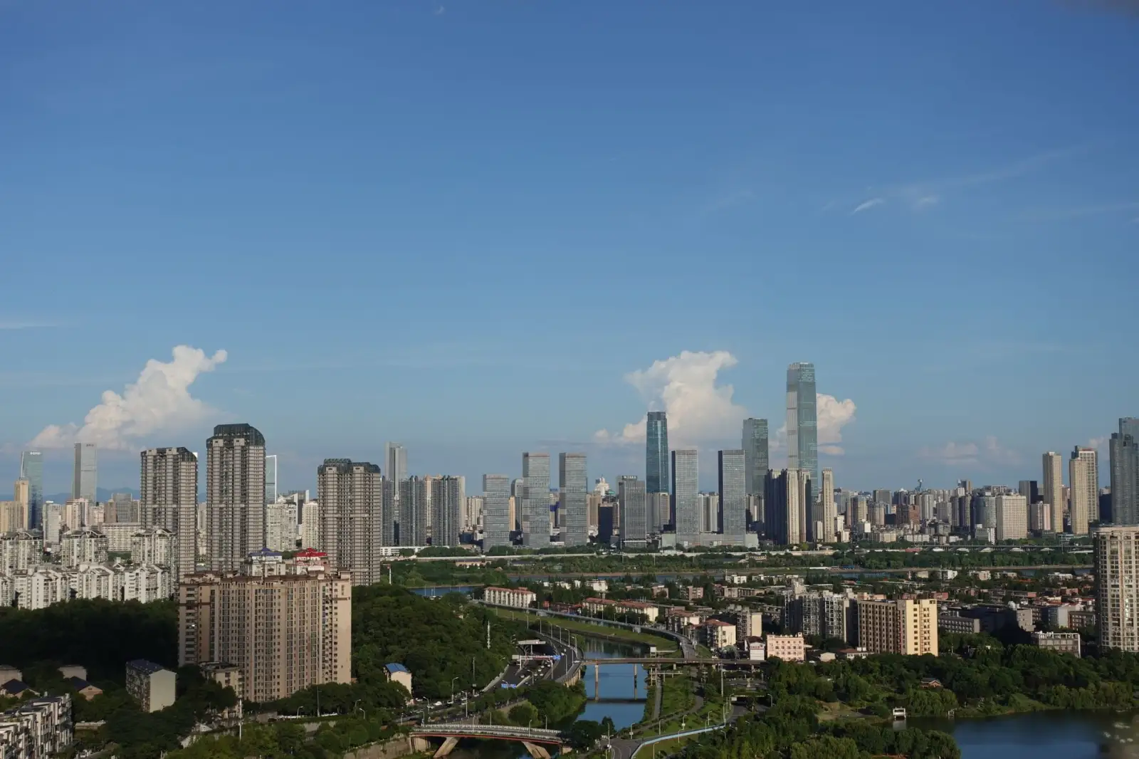 2024年智能手表户外GPS定位精度对比：京视健康与主流品牌测试