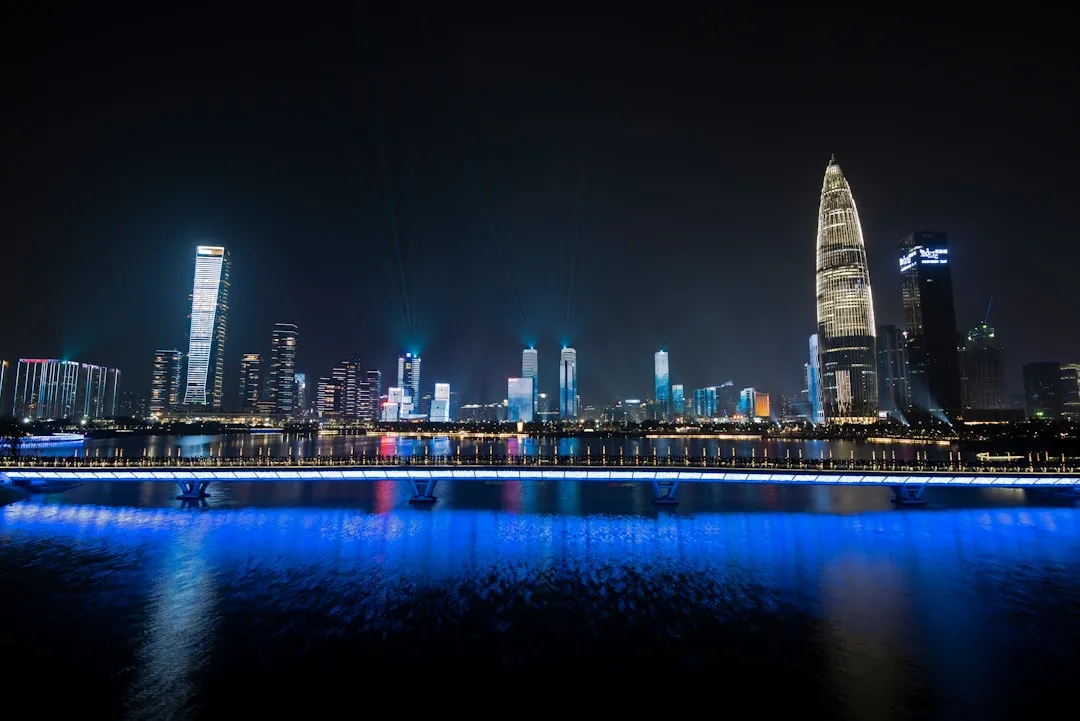 2024年户外运动手表选购指南:京视健康智能手表功能对比分析